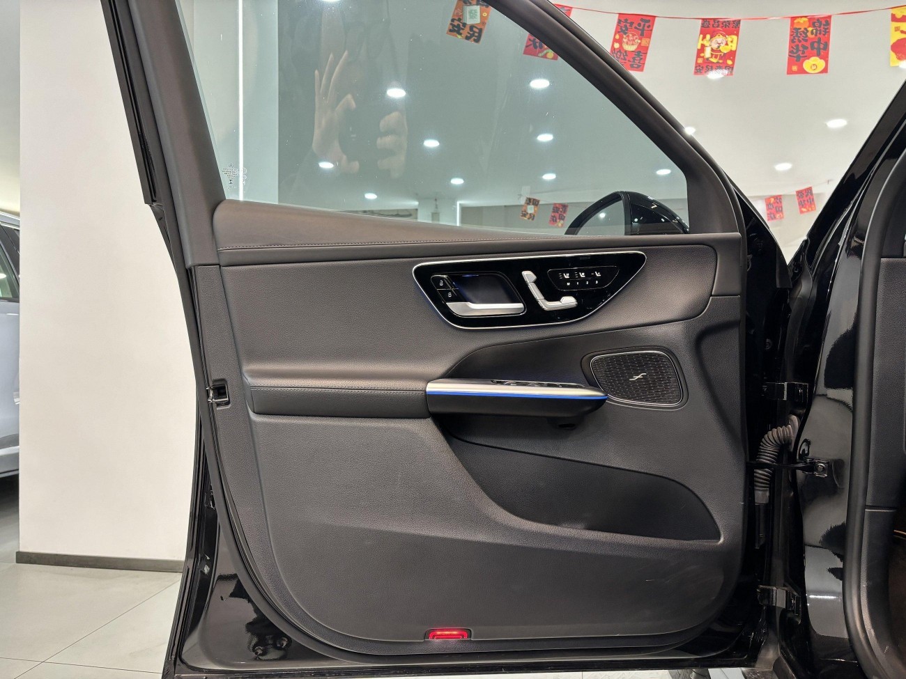 Mercedes-Benz GLC 260 L 2024