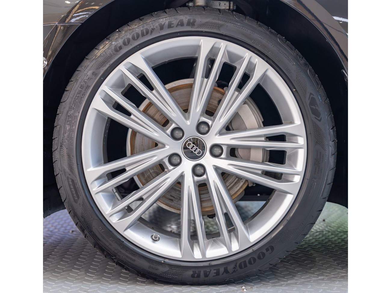 Audi A7L 45 TFSI 2024