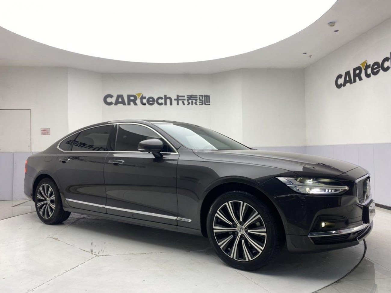 Volvo S90 2022