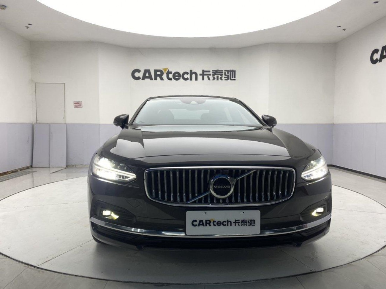 Volvo S90 2022