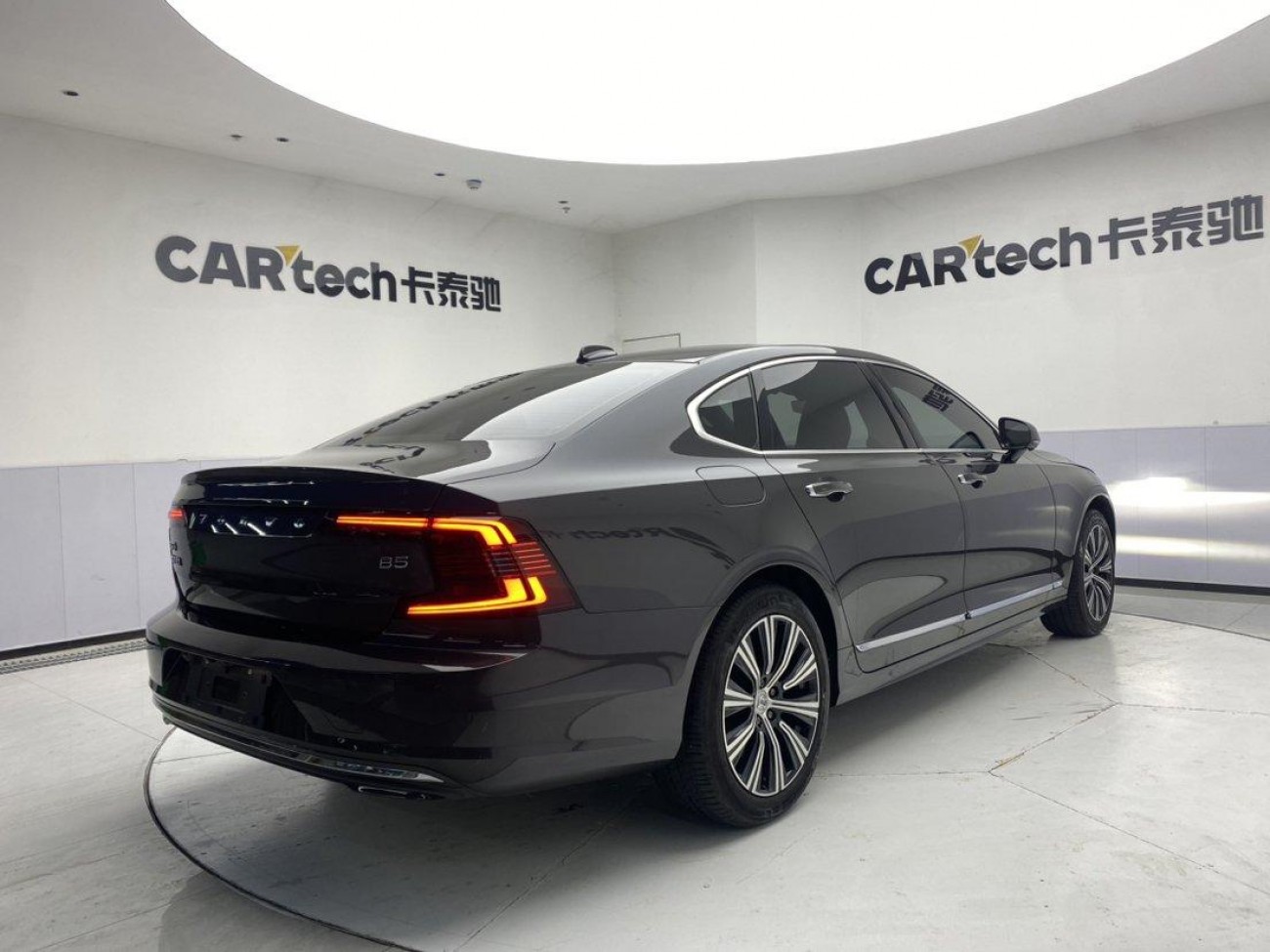Volvo S90 2022