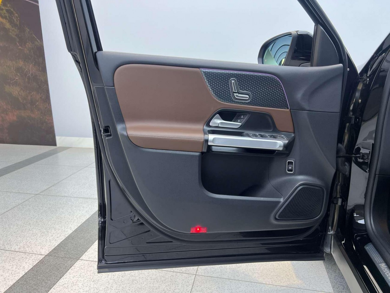 Mercedes-Benz GLB 2025