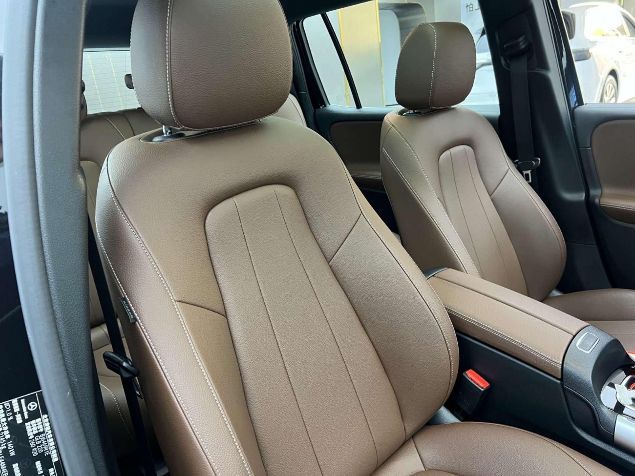 Mercedes-Benz GLB 2025