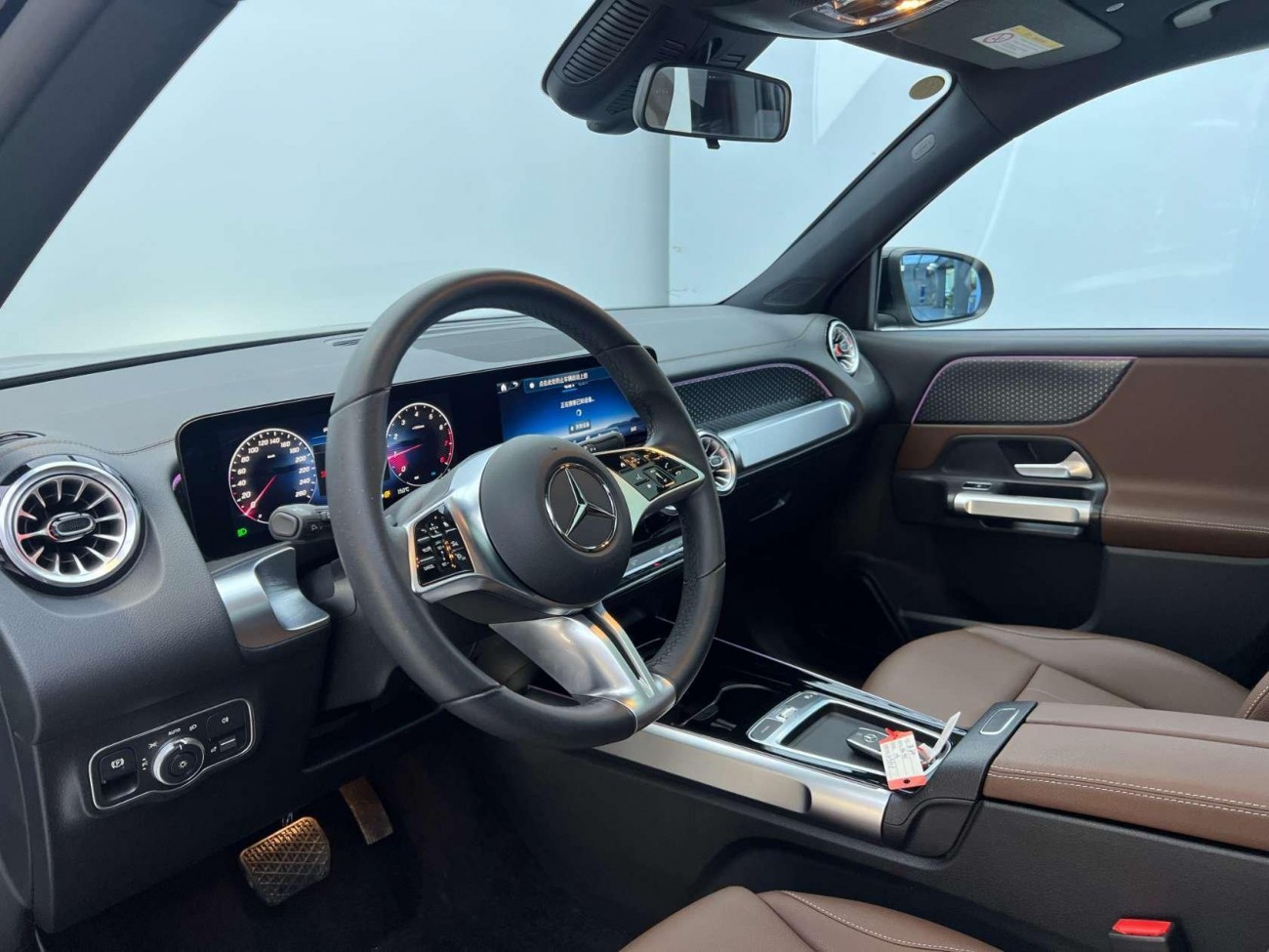 Mercedes-Benz GLB 2025