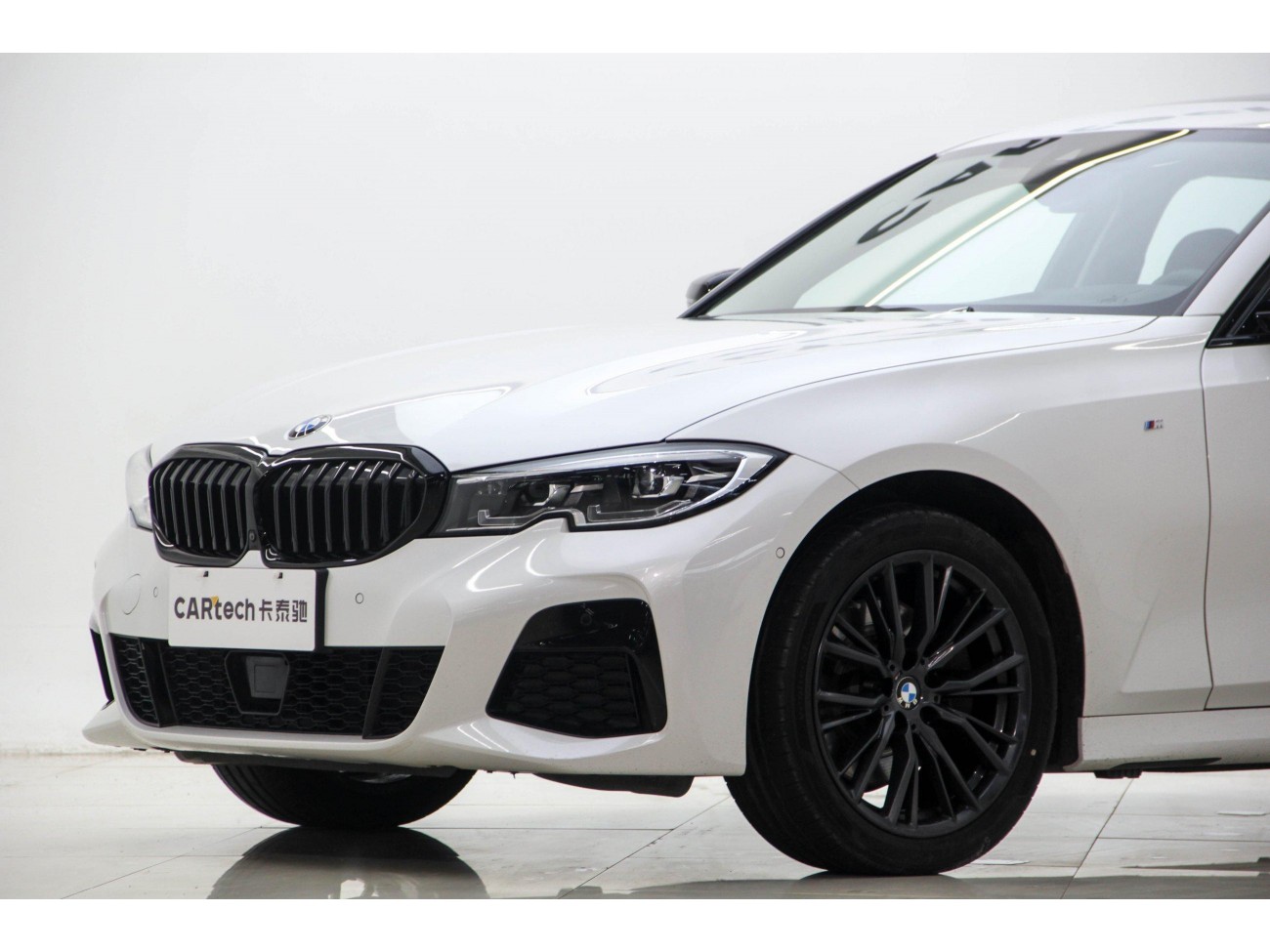 BMW 330Li 2020