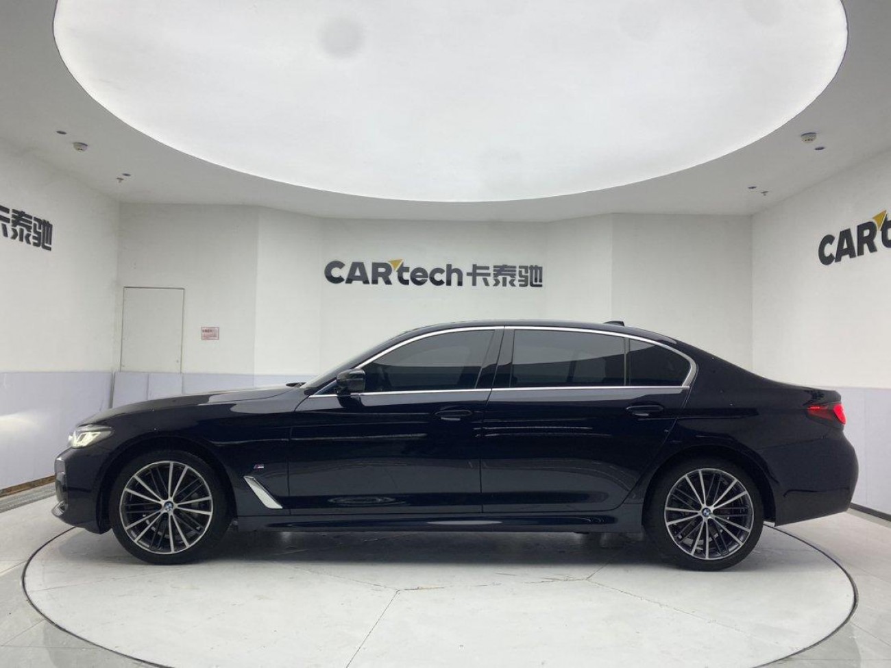 BMW 530Li 2021