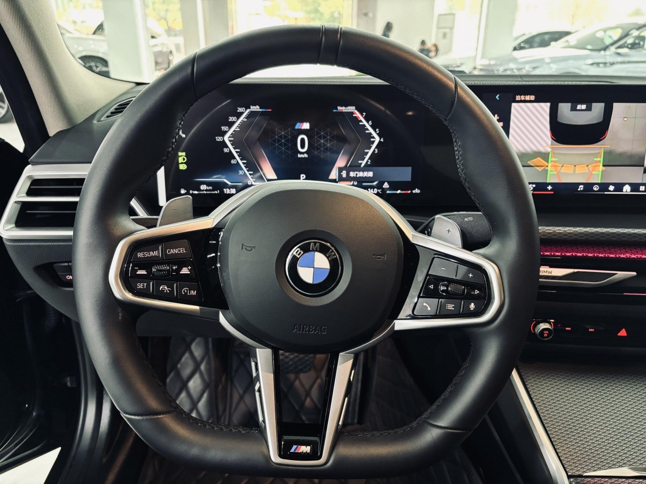 BMW 330Li 2025