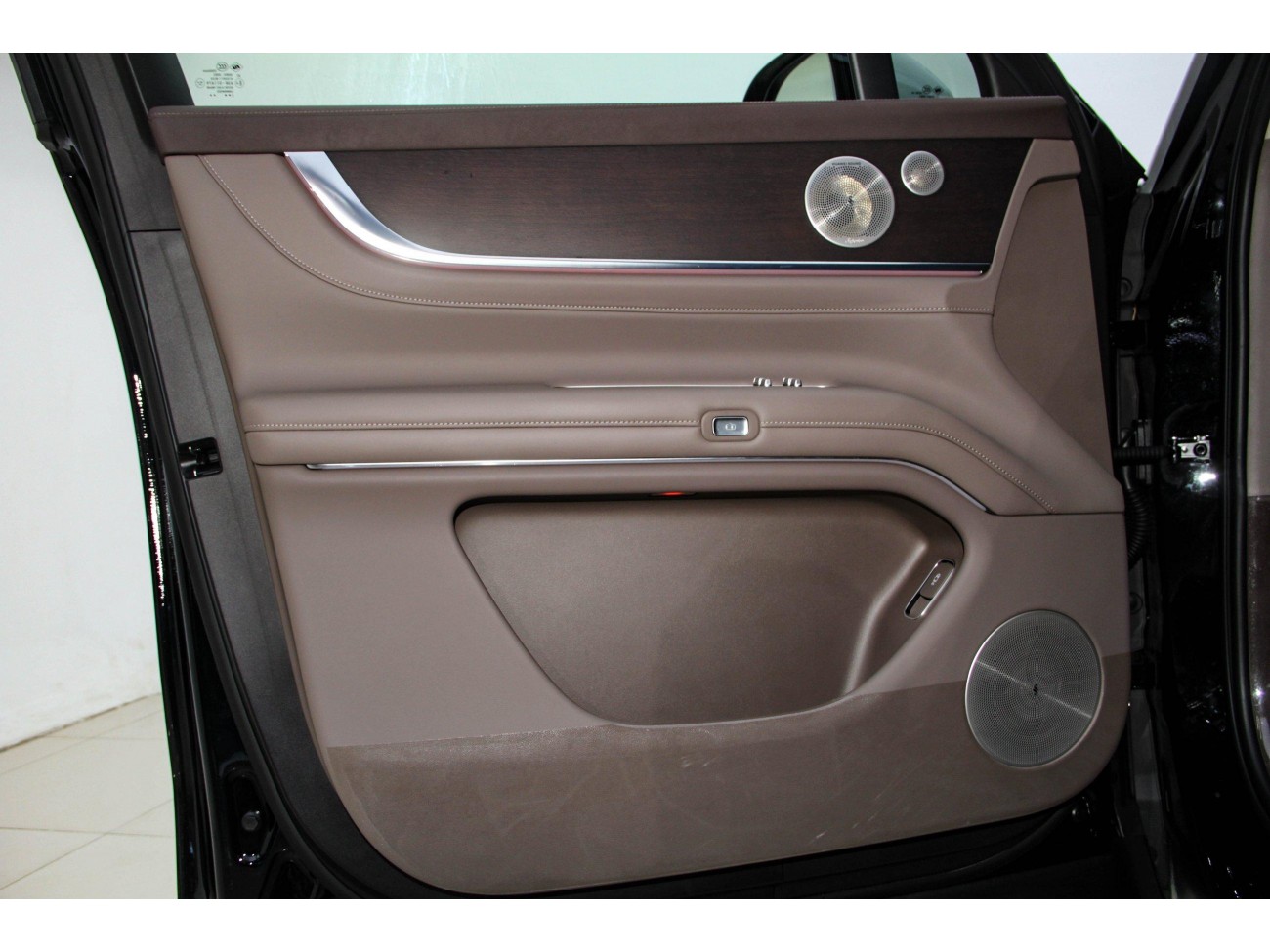 AITO M9 2025