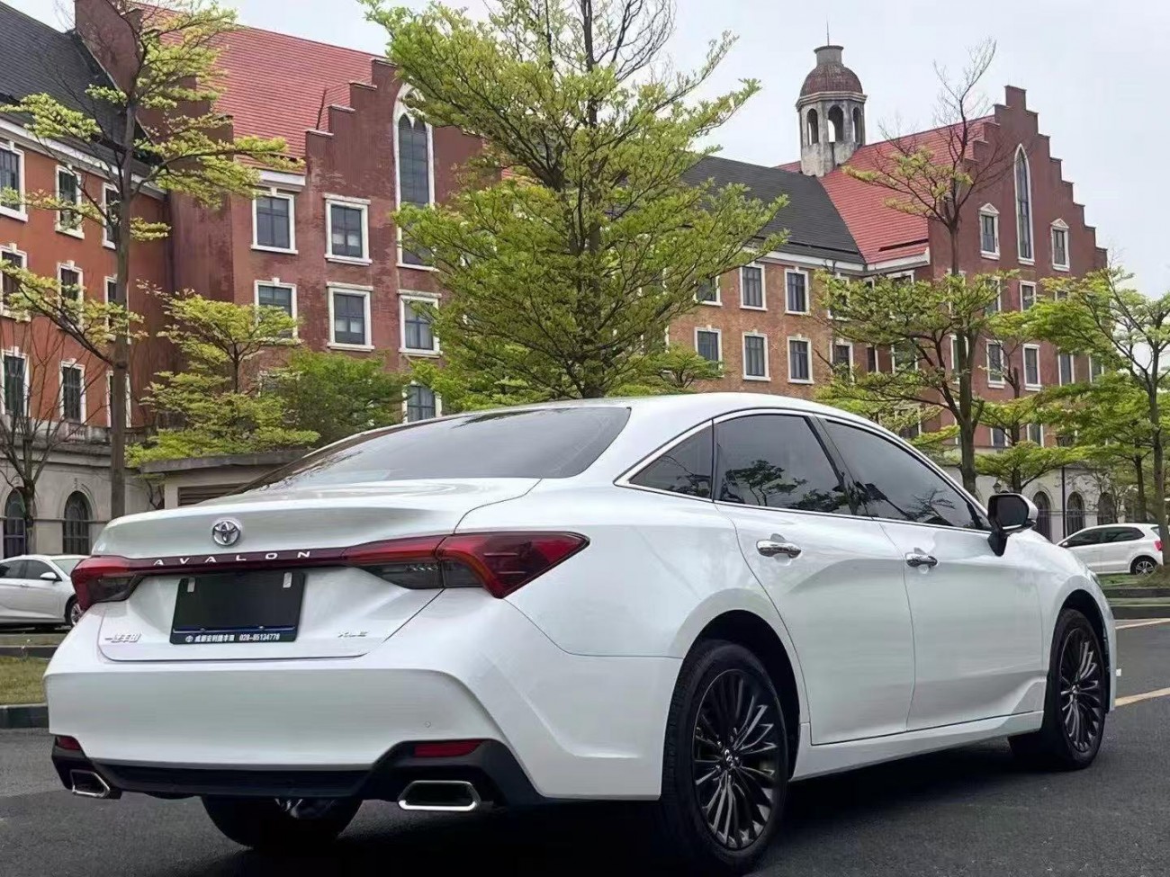 Toyota Avalon 2019