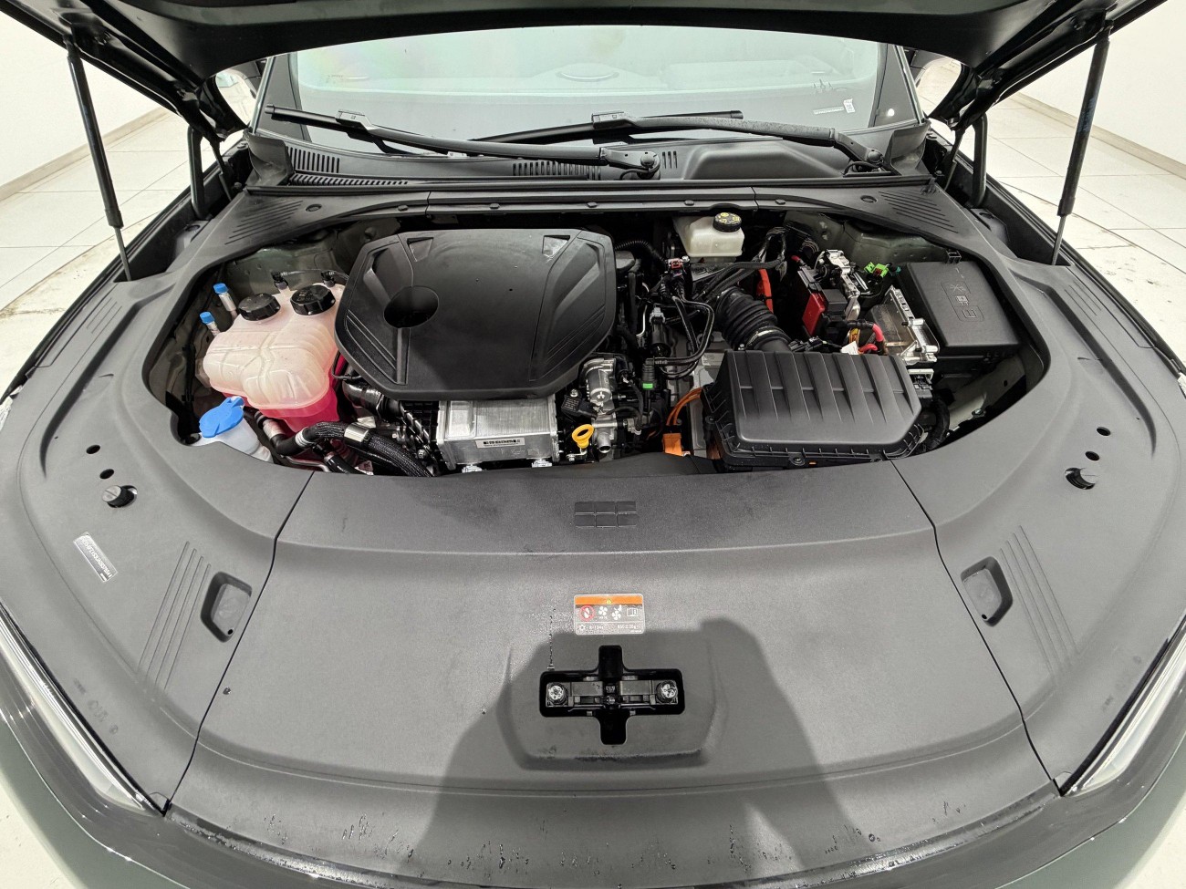 Geely Galaxy 8 2025