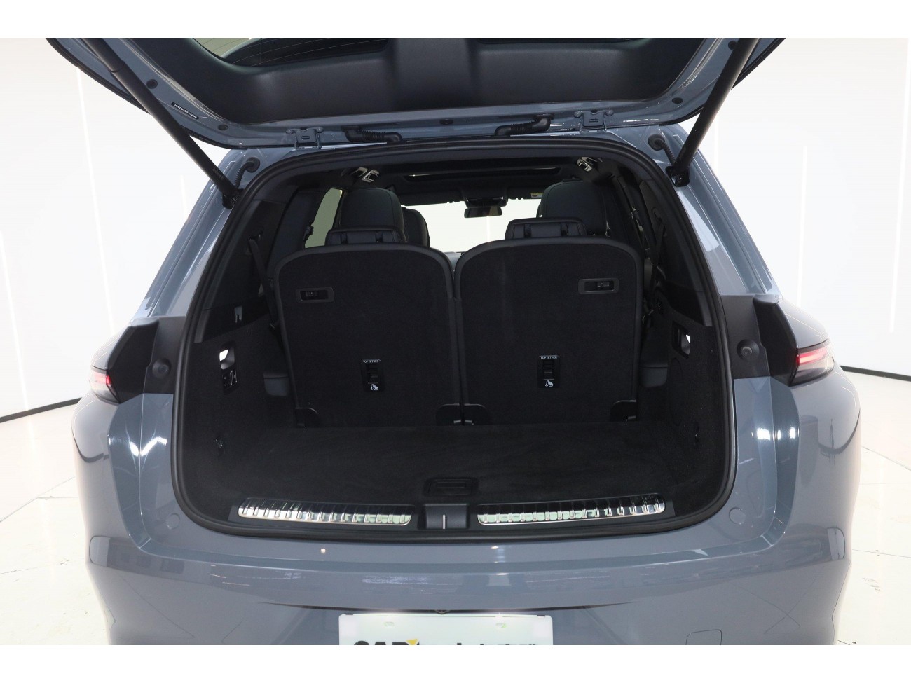 Li Auto L8 2025