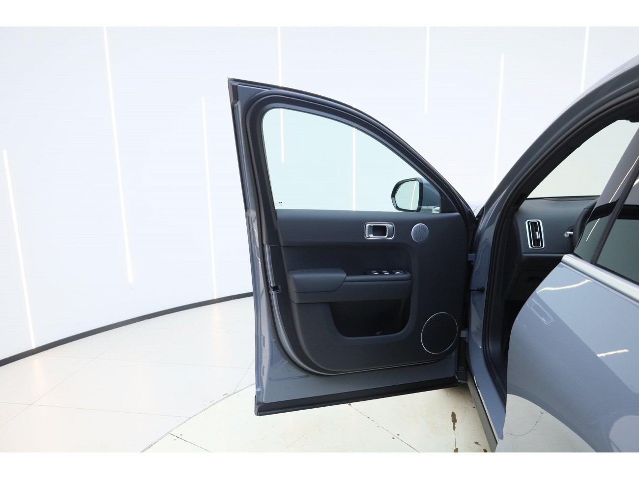 Li Auto L8 2025