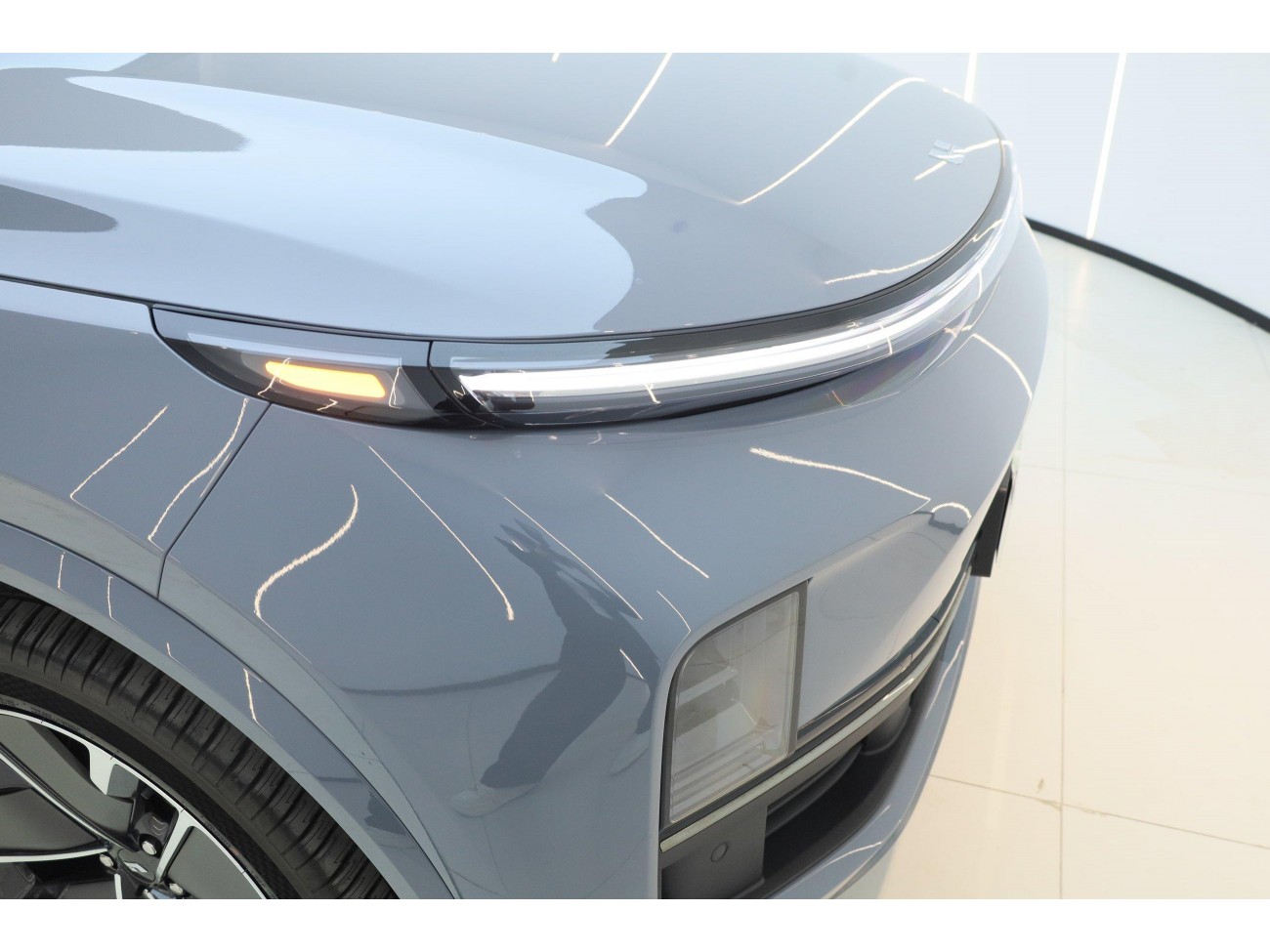 Li Auto L8 2025