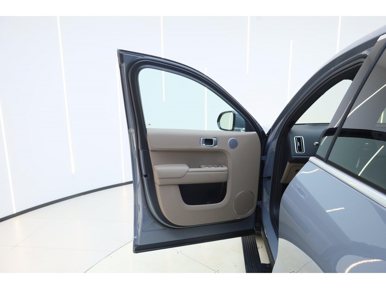 Li Auto L8 2025