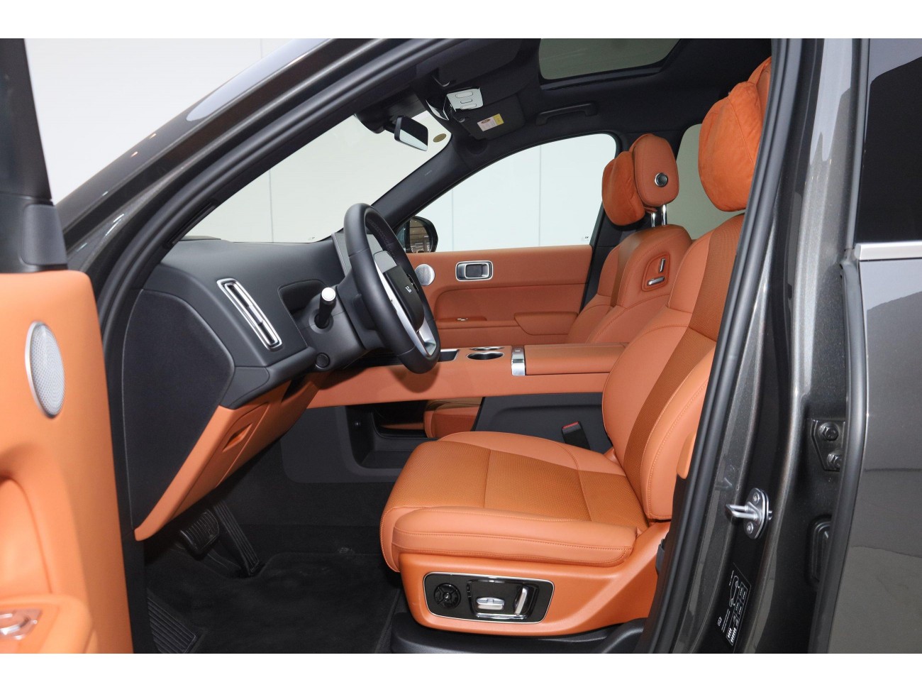 Li Auto L8 2025