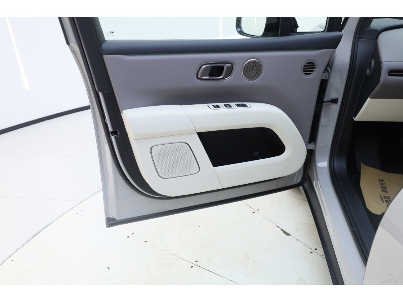 Li Auto i6 2025