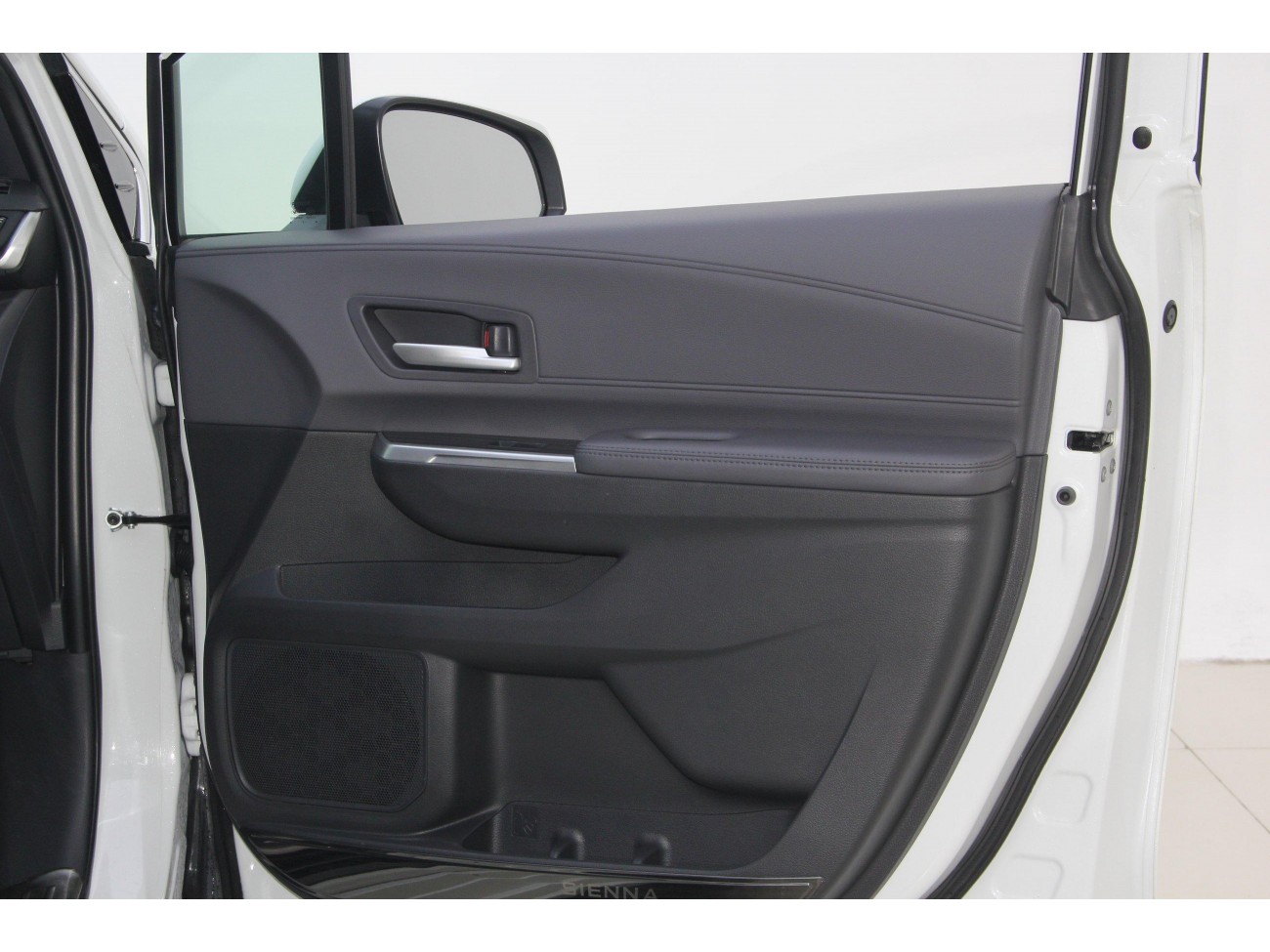 Toyota Sienna 2023