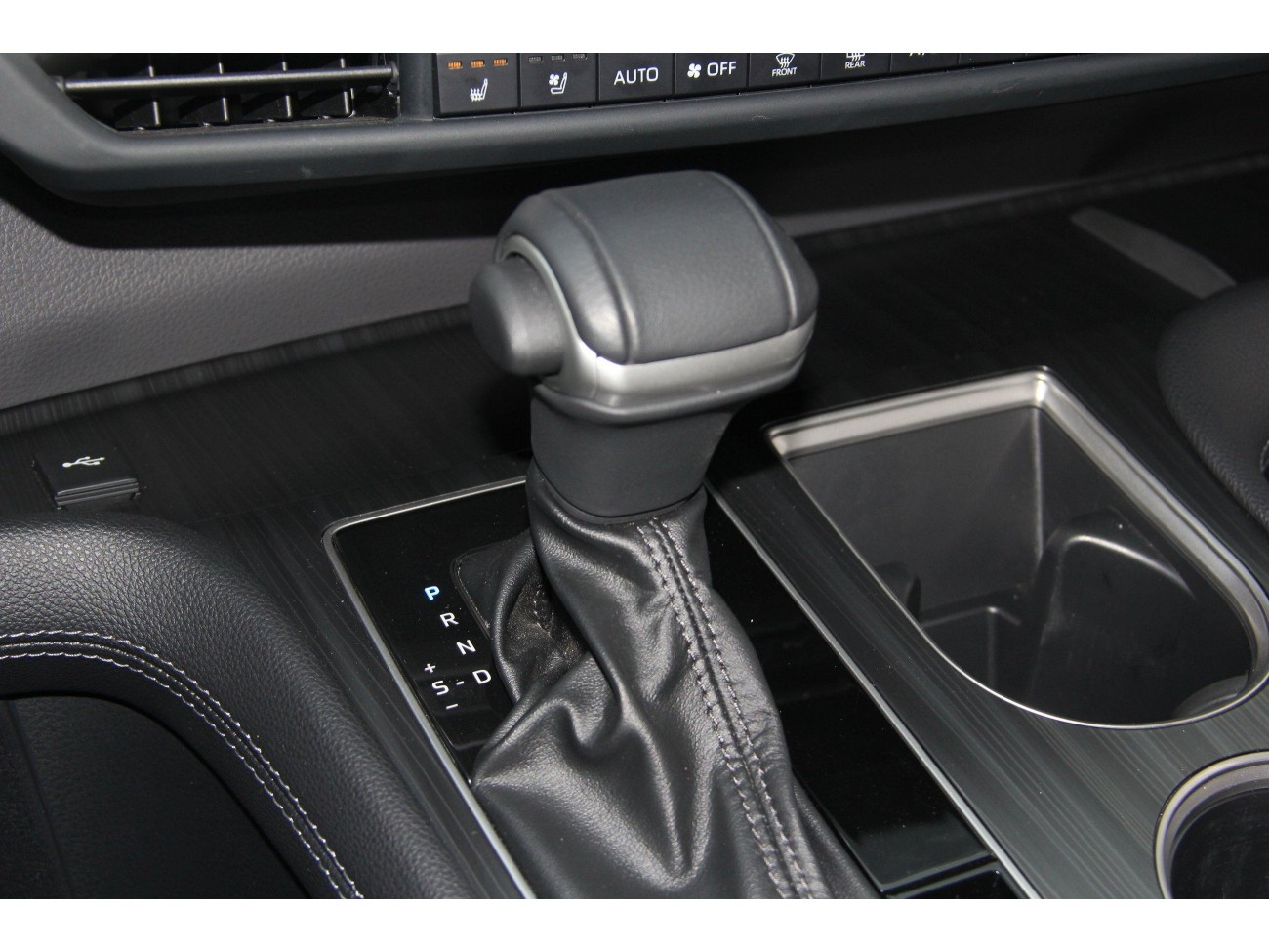 Toyota Sienna 2023