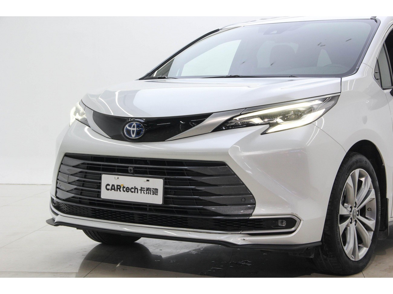 Toyota Sienna 2023