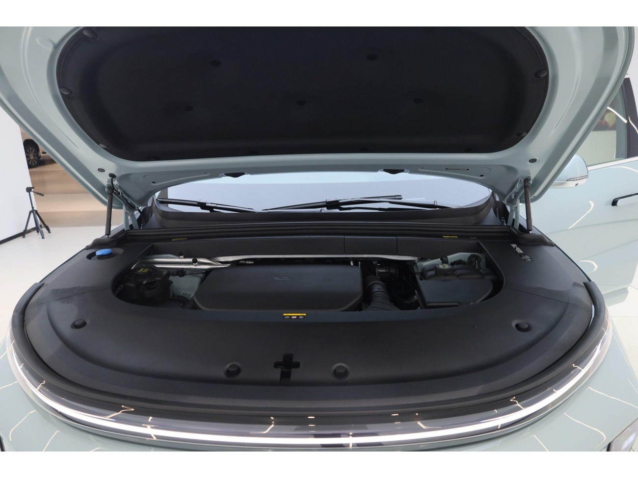 Li Auto L6 2025
