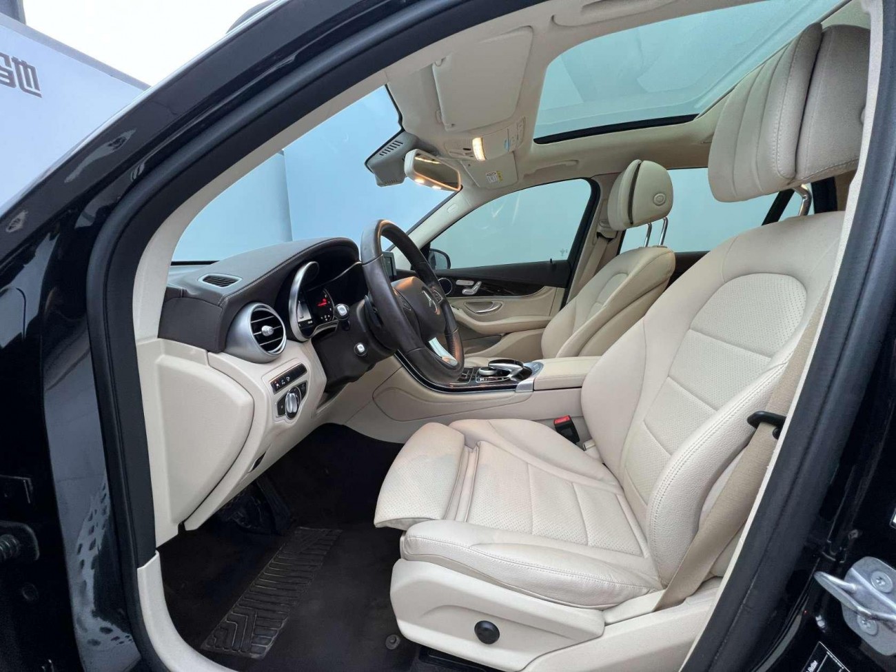 Mercedes-Benz GLC 260 L 2019