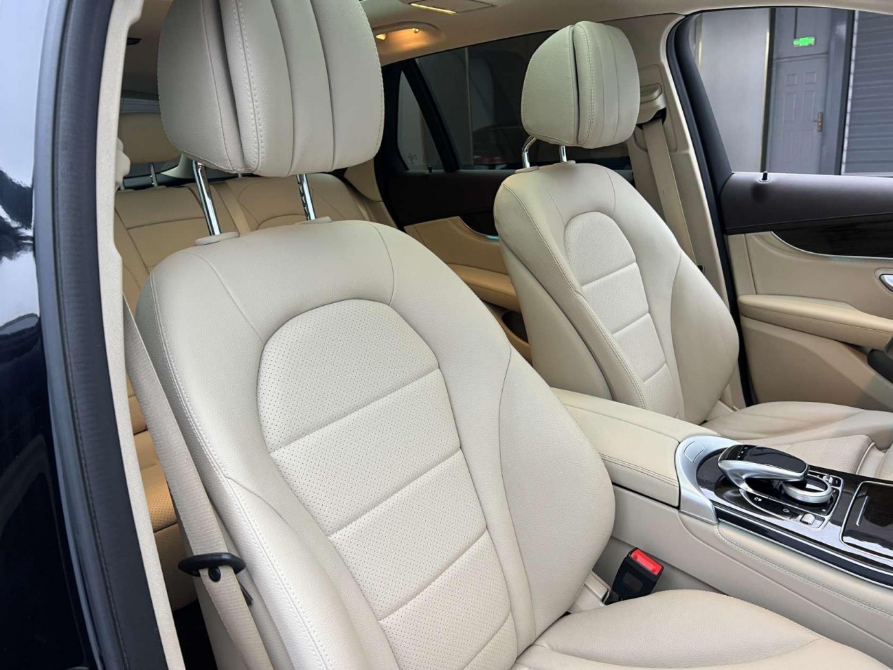 Mercedes-Benz GLC 260 L 2019