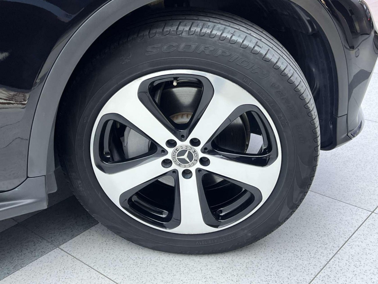 Mercedes-Benz GLC 260 L 2019