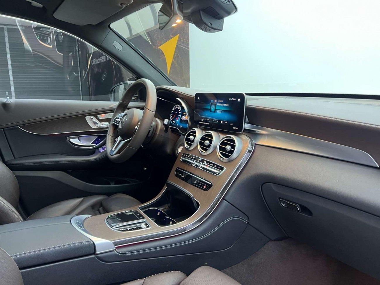 Mercedes-Benz GLC 300 L 2022