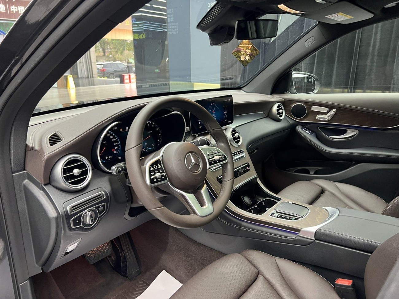 Mercedes-Benz GLC 300 L 2020