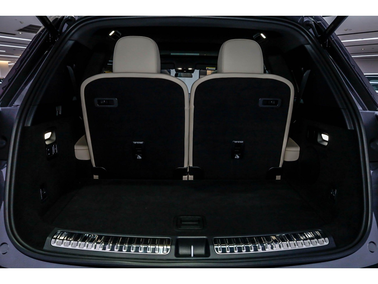 Li Auto L8 2025
