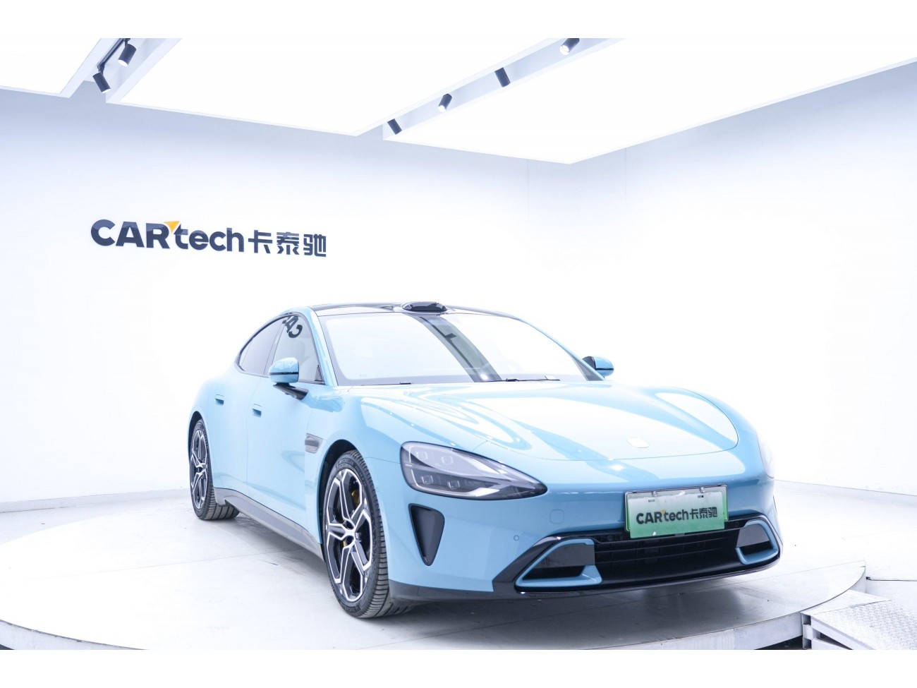 Xiaomi SU7 2024