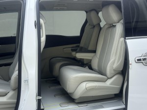 Buick GL8 2025