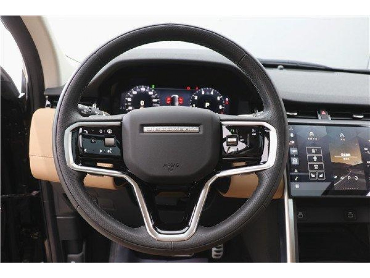 Land Rover Discovery Sport 2024