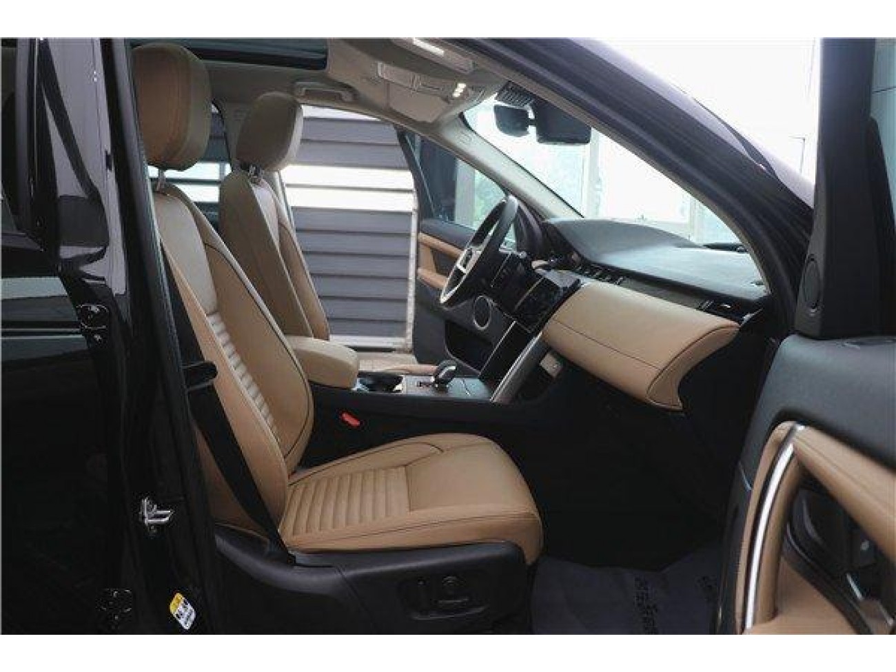 Land Rover Discovery Sport 2024