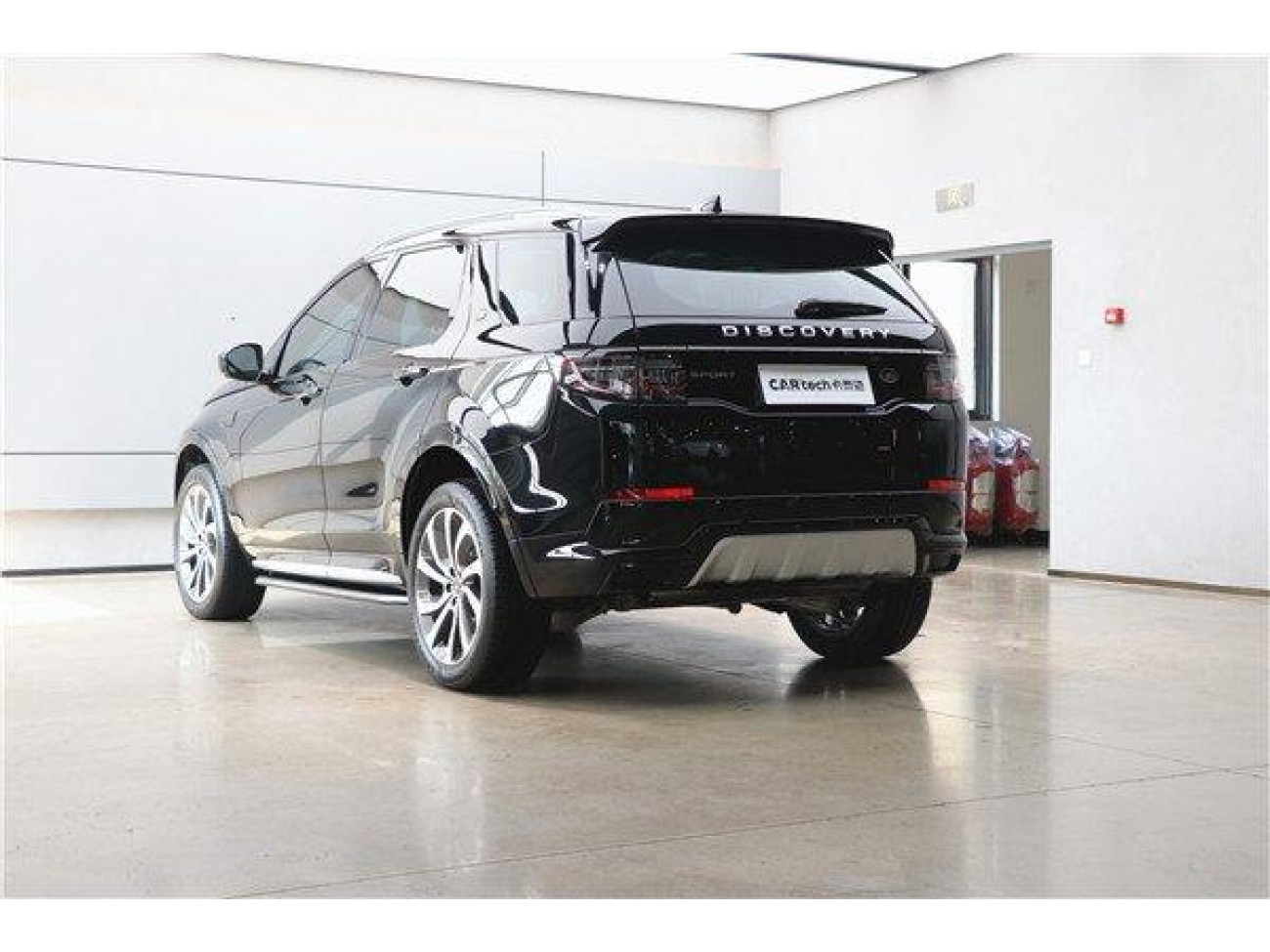 Land Rover Discovery Sport 2024