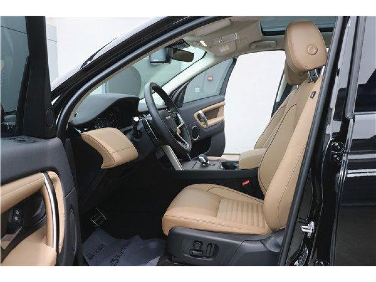 Land Rover Discovery Sport 2024