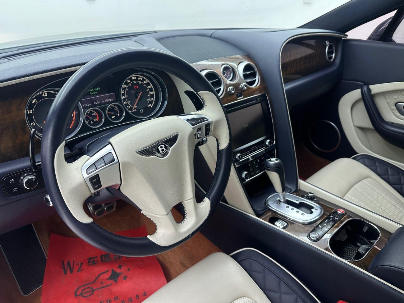 Bentley 2012 2015