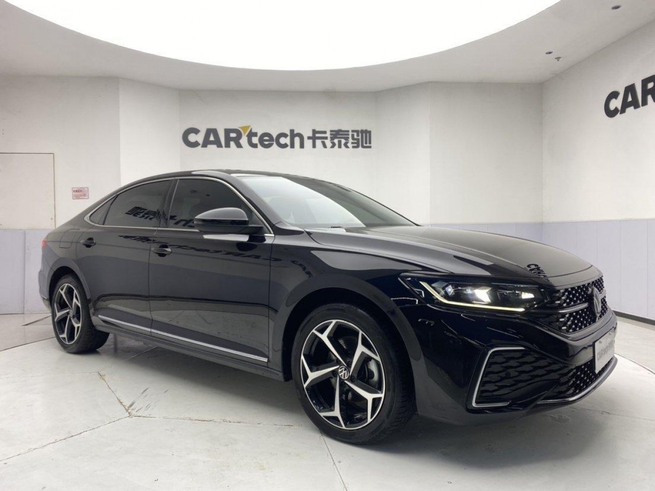Volkswagen Passat 2024