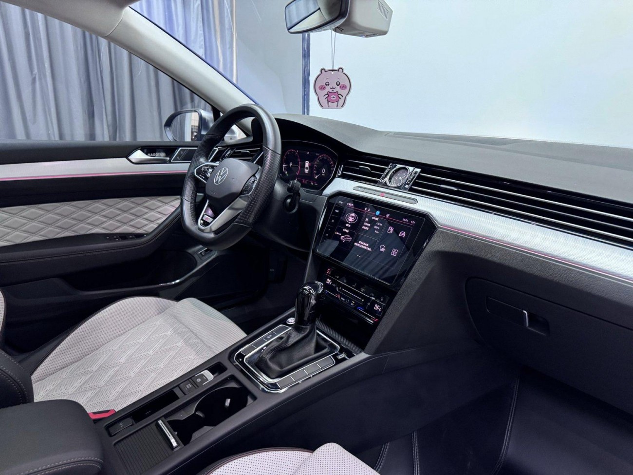 Volkswagen Magotan 2024