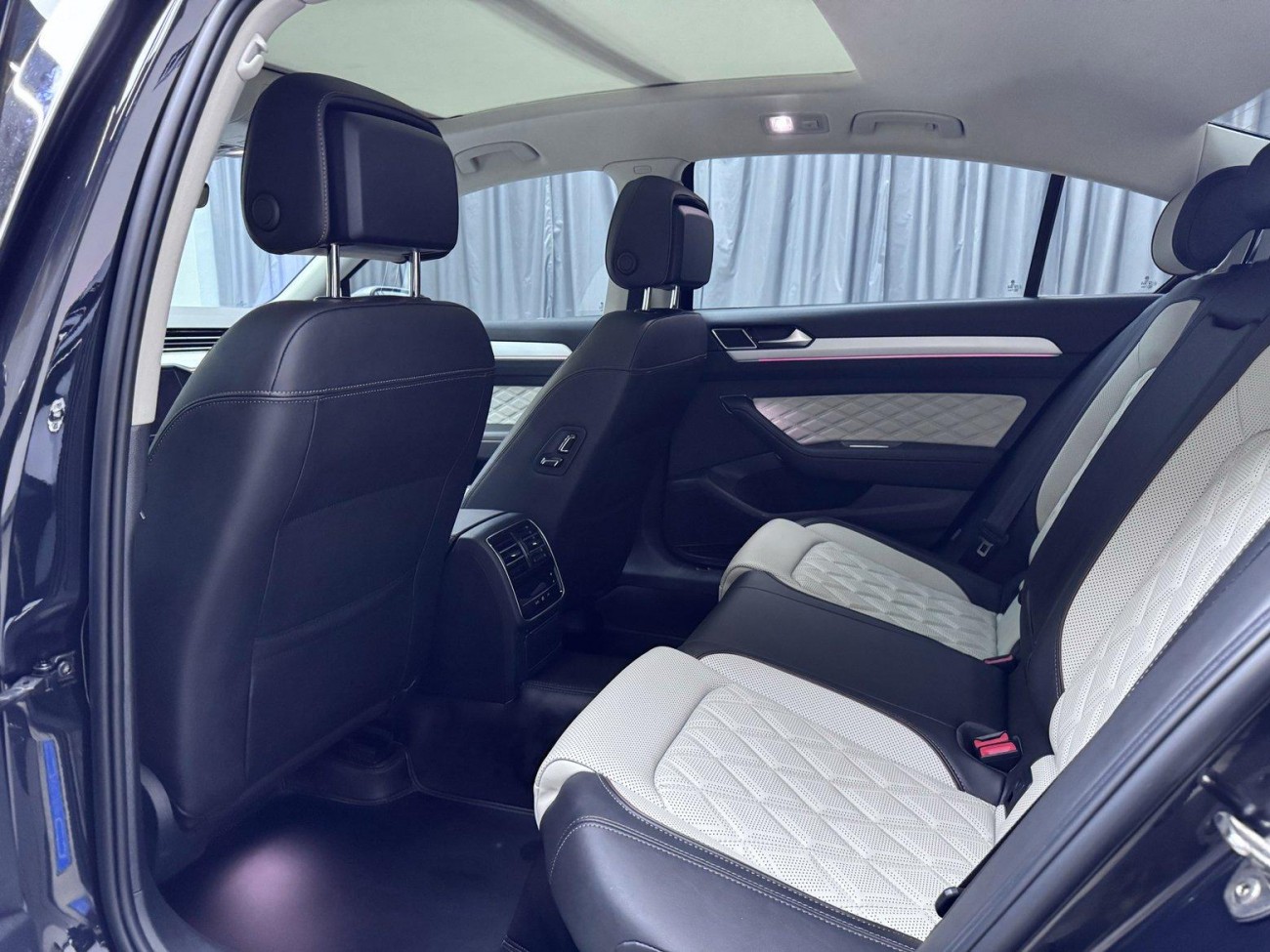 Volkswagen Magotan 2024