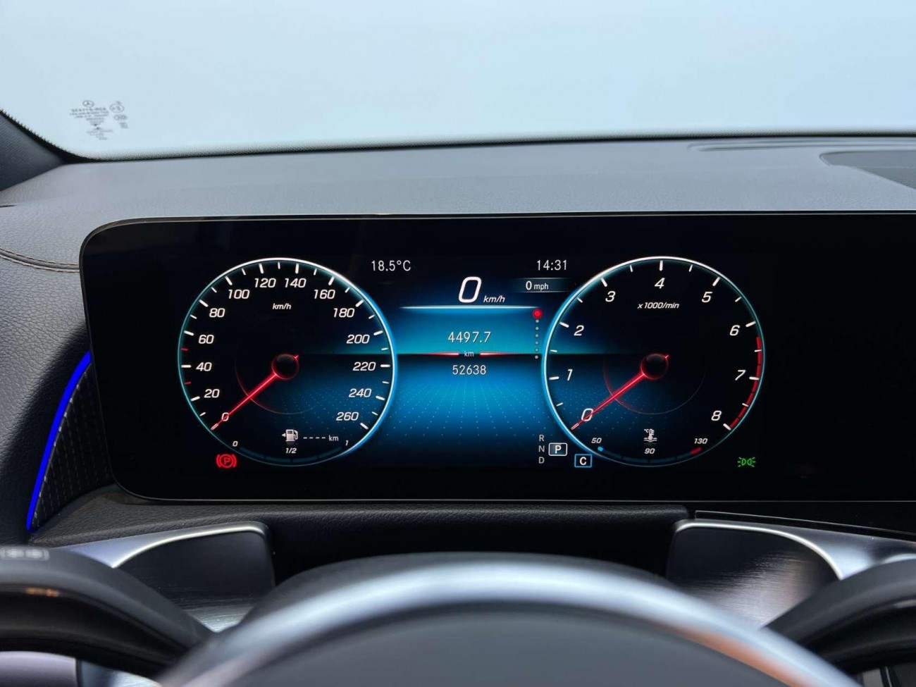 Mercedes-Benz GLB 2023