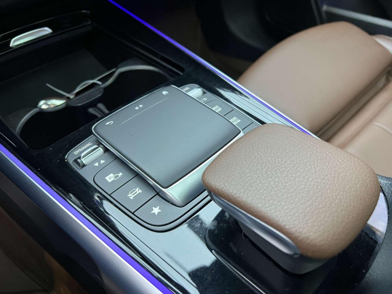Mercedes-Benz GLB 2023