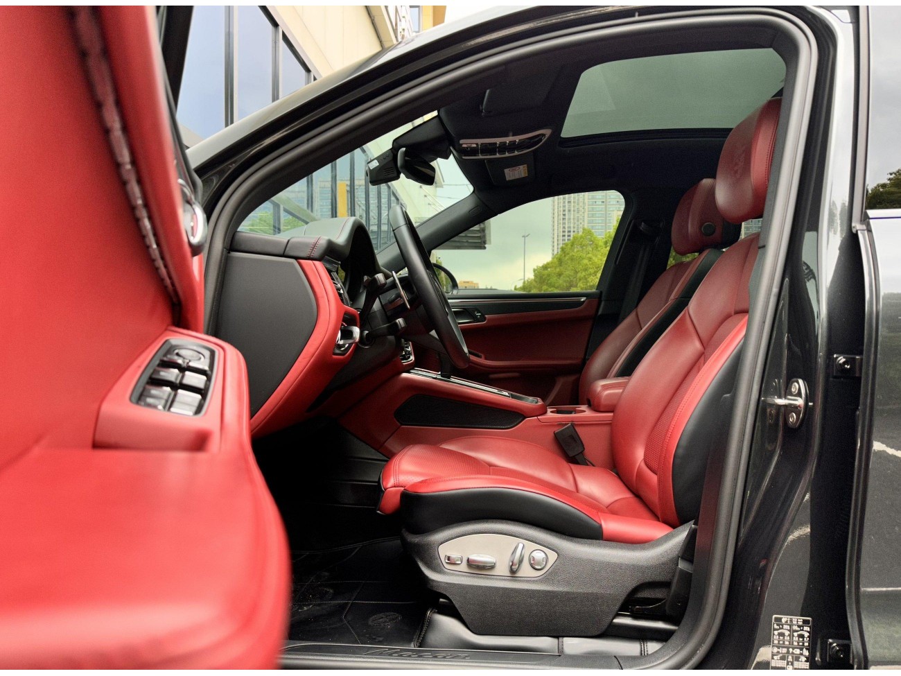 Porsche Macan 2023