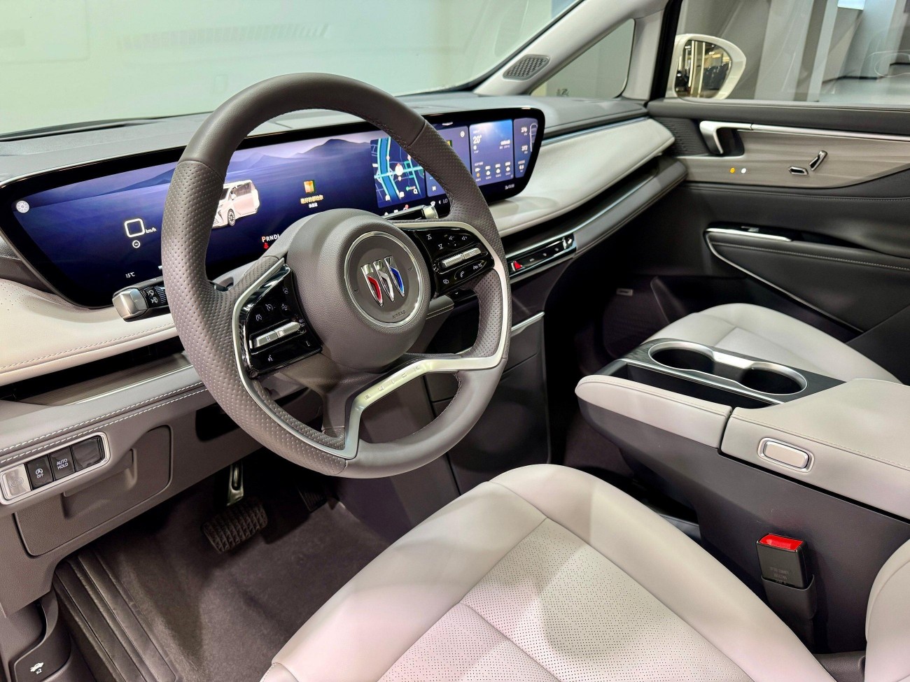 Buick GL8 2025