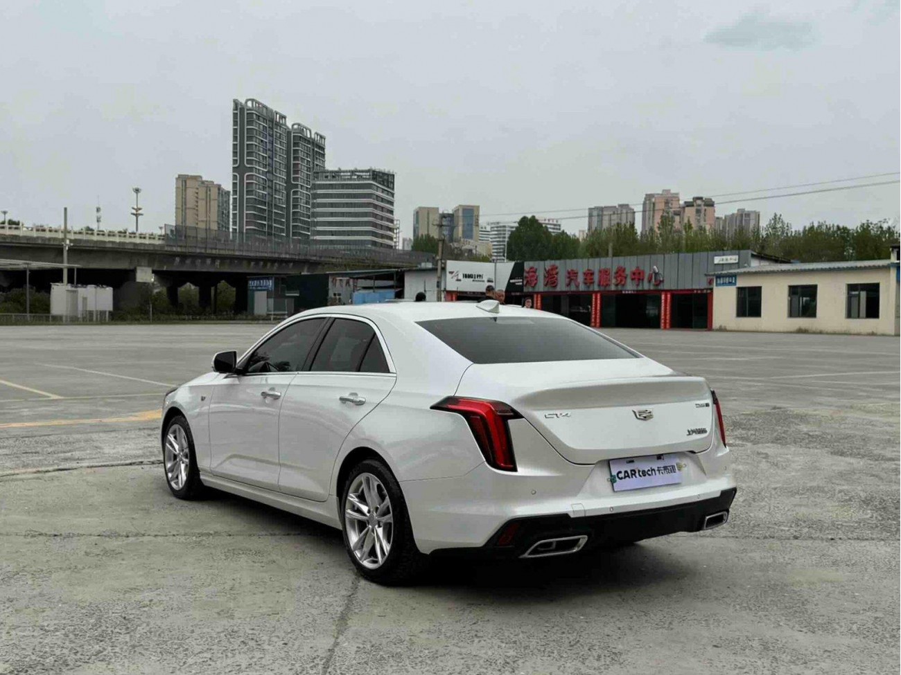 Cadillac CT4 2023