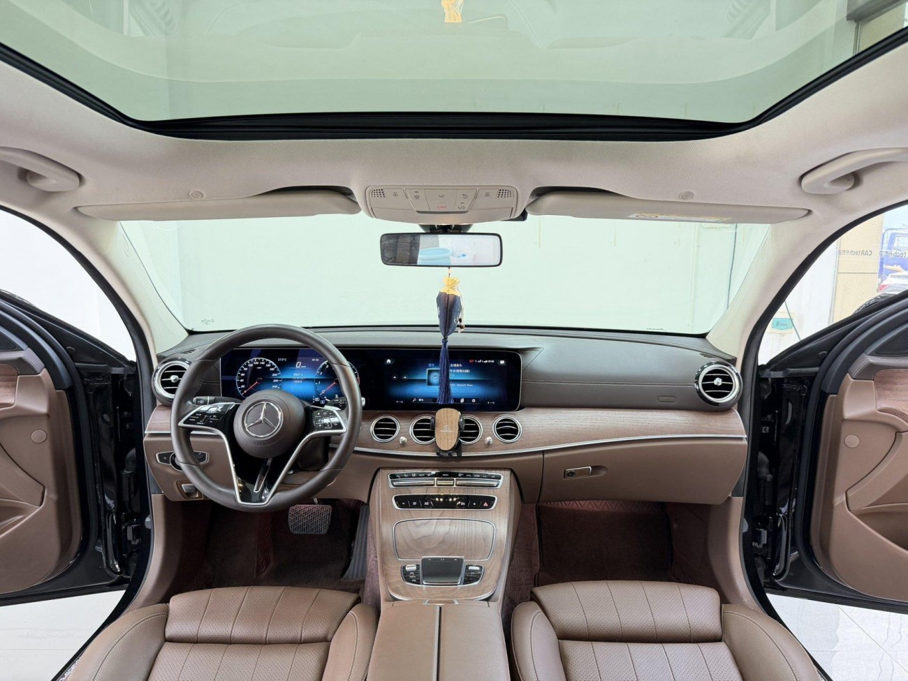 Mercedes-Benz E 300 L 2022