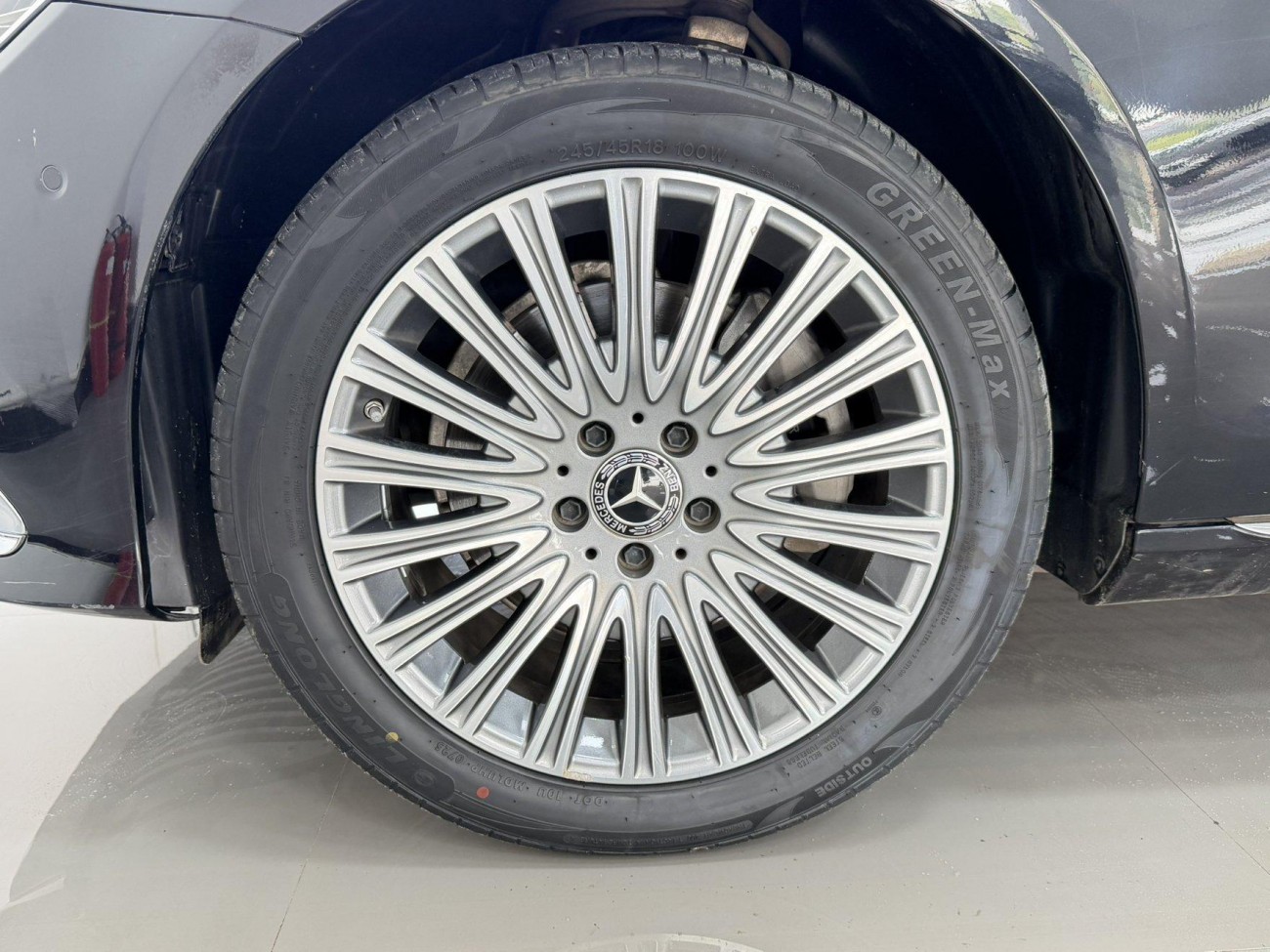 Mercedes-Benz E 300 L 2022