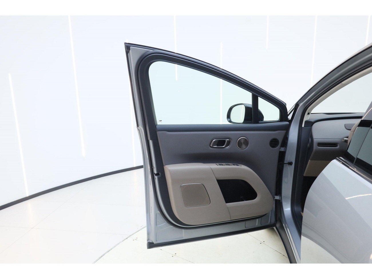 Li Auto i8 2025