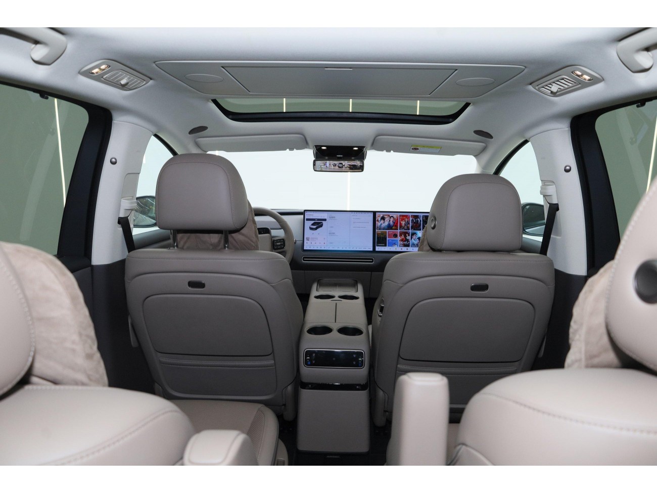 Li Auto i8 2025