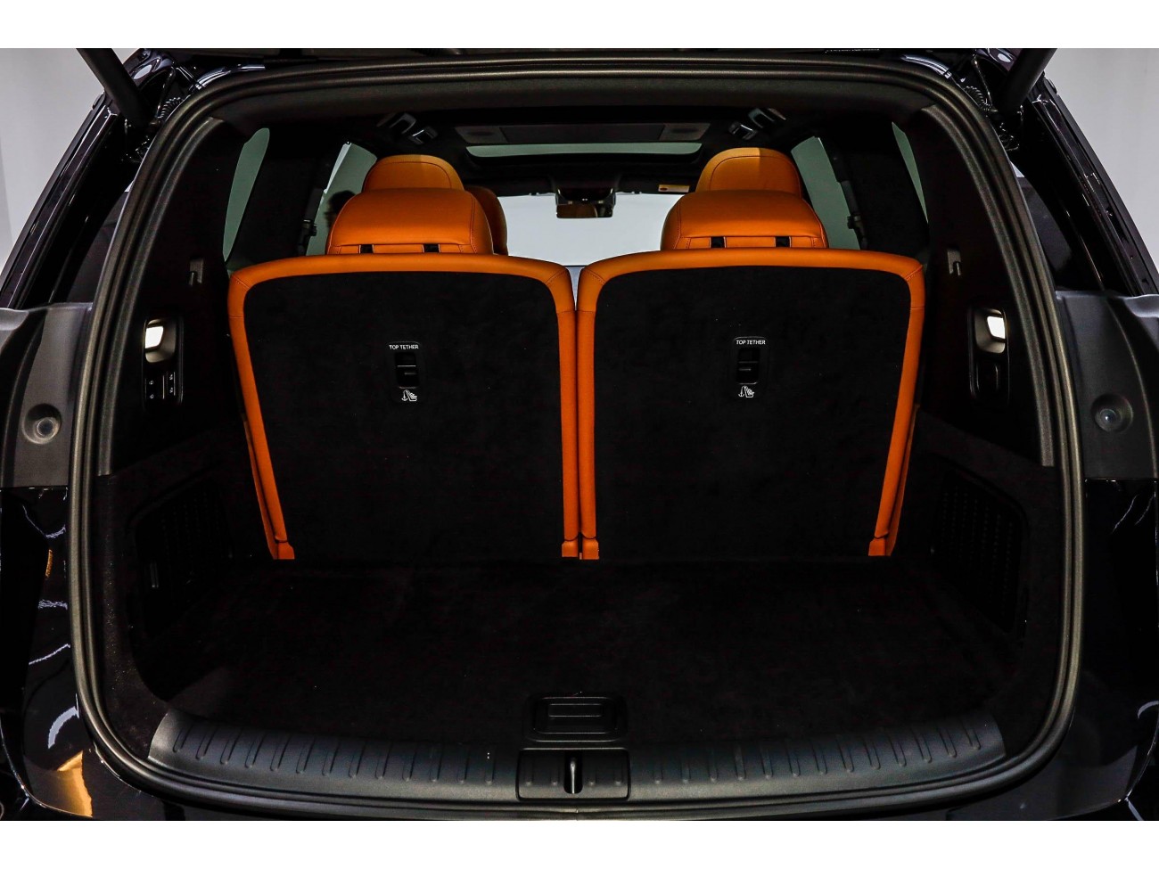 Li Auto i8 2025